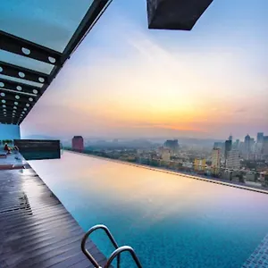 Hostal Regalia Skypool Klcc, Kuala Lumpur